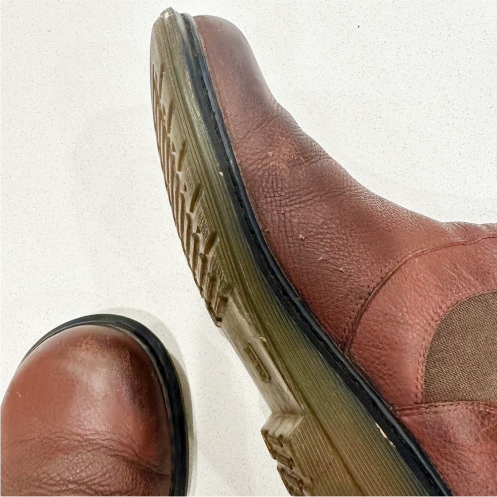 Dr. Martens Women's Brown Distressed Leather Chelsea Boots sz 8